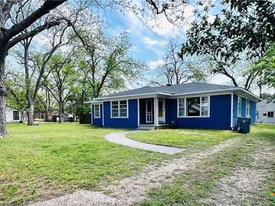 1307 W Main St, Cameron, TX, 76520