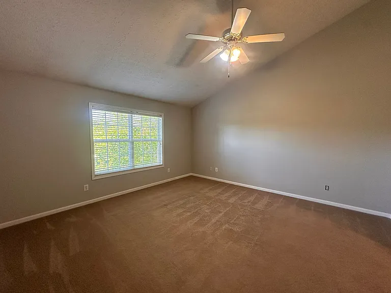 9406 Harlow Ct — Photo 15