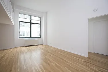 Rented by Space Marketing Shop