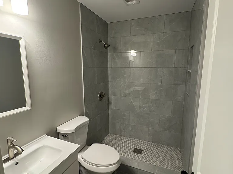 4909 Bayside Ct — Photo 22