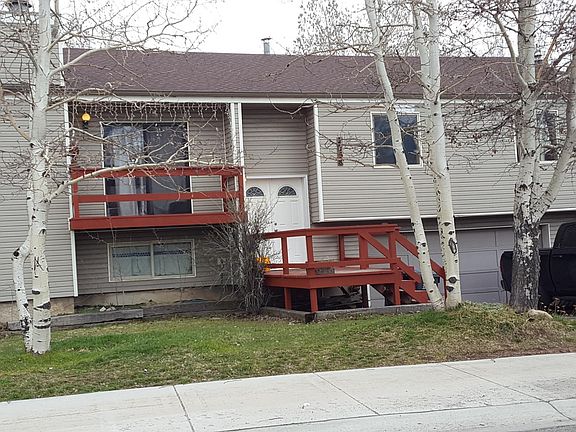 4th image of 2338 Comstock Dr