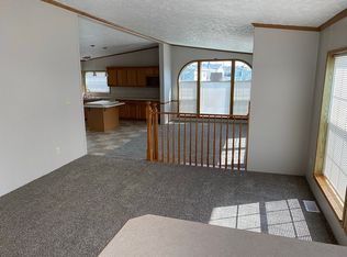 52211 Landsdowne Cir, Chesterfield, MI 48051