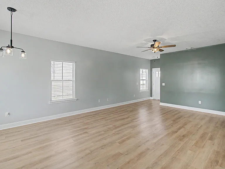 1016 Grayson Ave — Photo 4