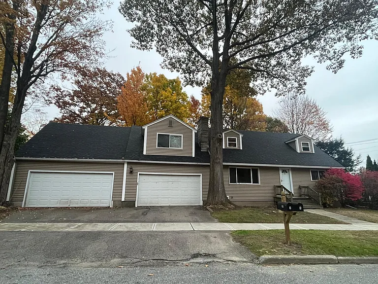36 Rivermount Ter #A — Photo 46