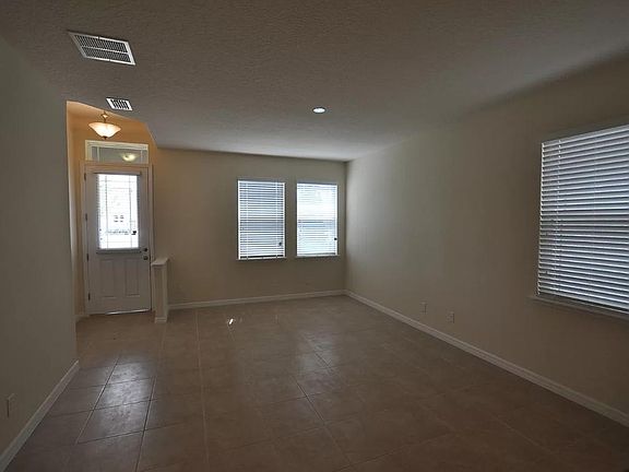 3rd image of 4724 Silver Birch Way