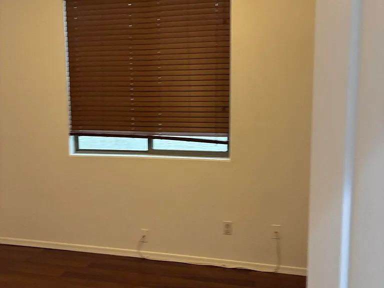 2741 W Redwood Ln — Photo 16
