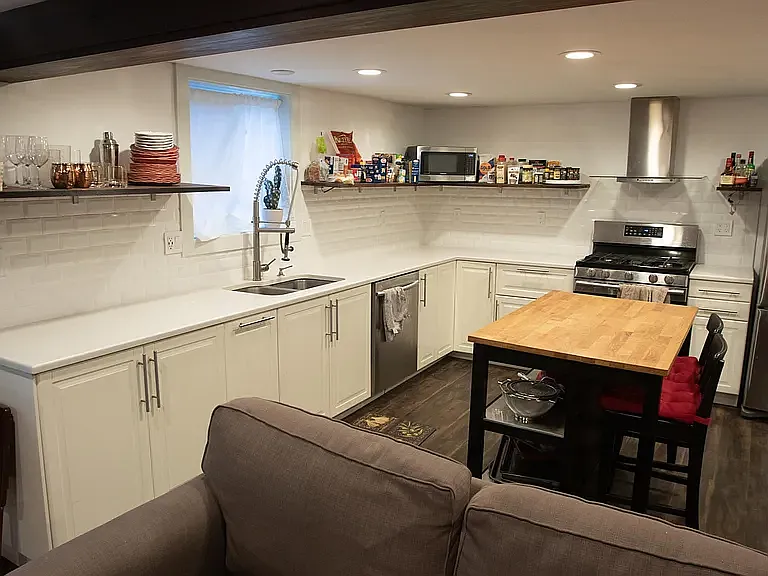 1 bed, 760 sqft, $1,600 — Photo 2