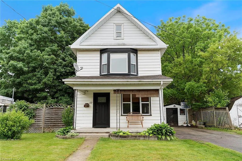 17 Bertha St photo 1