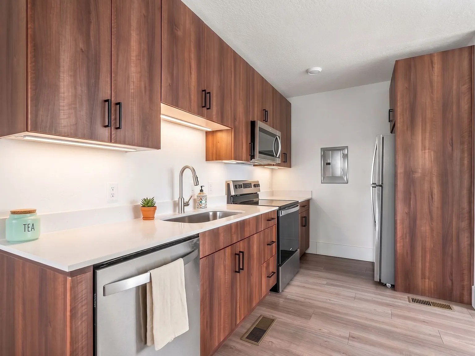 Council Crest Apartments — Photo 4