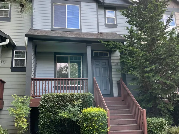 15911 SW Kaylynn Ln, Beaverton, OR 97006