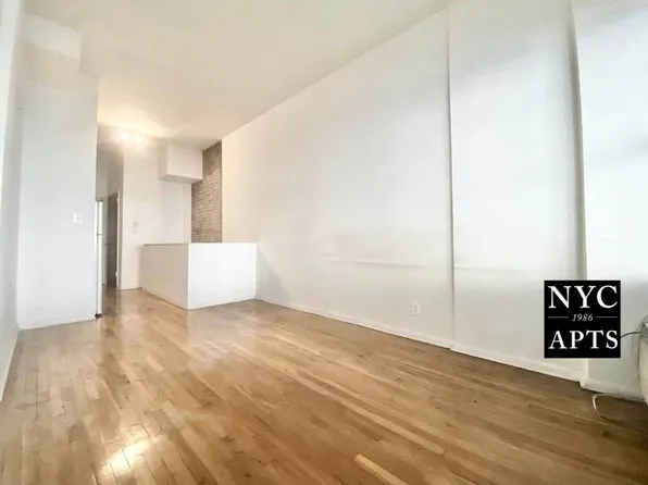 424 West 57th Street image 1 of 8