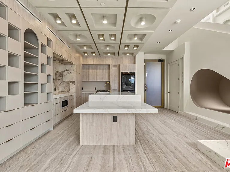 1021 N Ogden Dr #Penthouse 6 — Photo 7