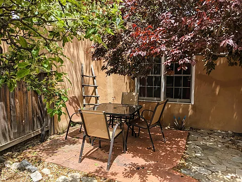 504B Adolfo St Photo 1