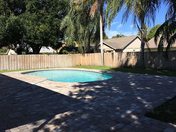 2nd image of 8704 Hampden Dr
