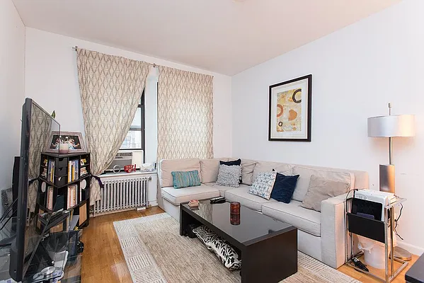 Rented by Emor Management Inc. | media 90