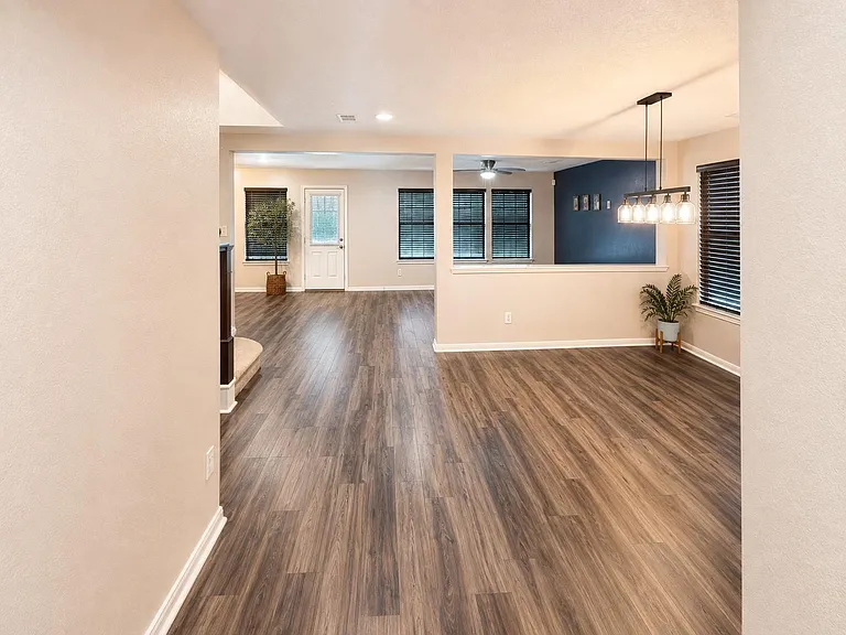18802 Bailey Oaks Ln — Photo 6