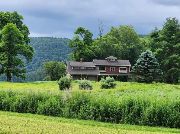 5430 Hancock Hwy, Equinunk, PA 18417