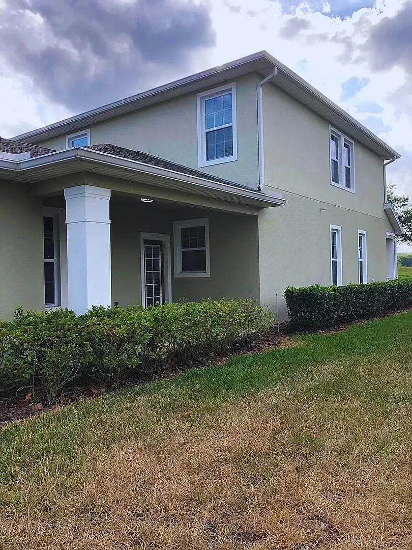 Spacious 4-Bedroom Townhome in Harmony A Perfect Blend of Nature & Comfort! — Photo 2