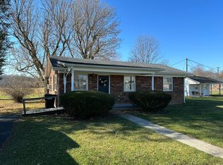 46 Dyehouse Ln, Crab Orchard, KY 40419