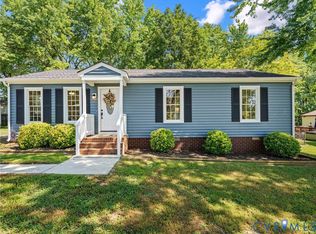 8907 Huntingcreek Pl, North Chesterfield, VA 23237