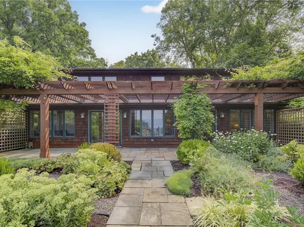 290 Algerine Rd, Lansing, NY 14882