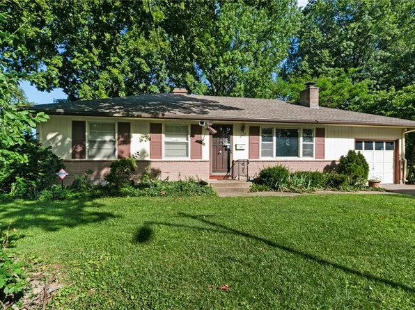 4922 NE Gladstone Ave, Kansas City, MO 64119