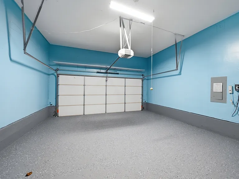 2416 McCarran Dr — Photo 45