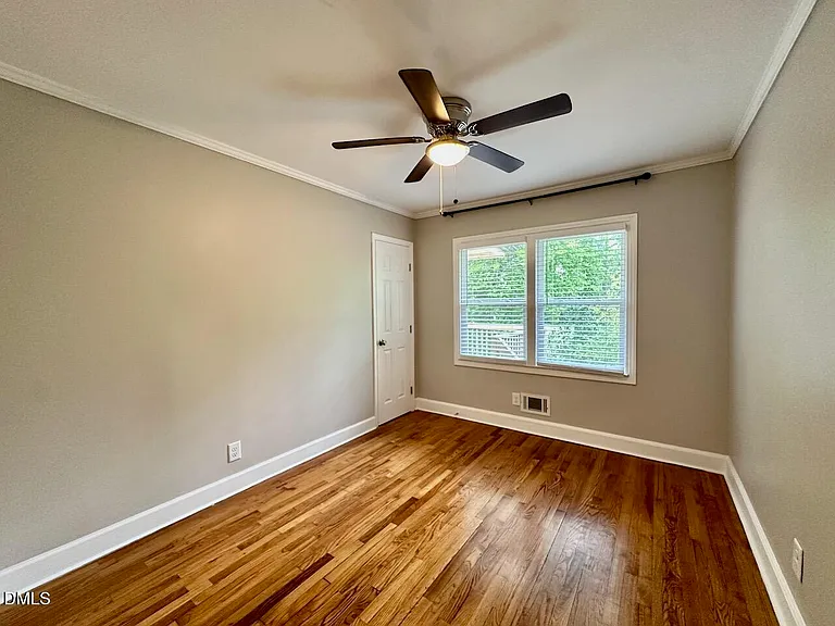 816 S State St — Photo 11
