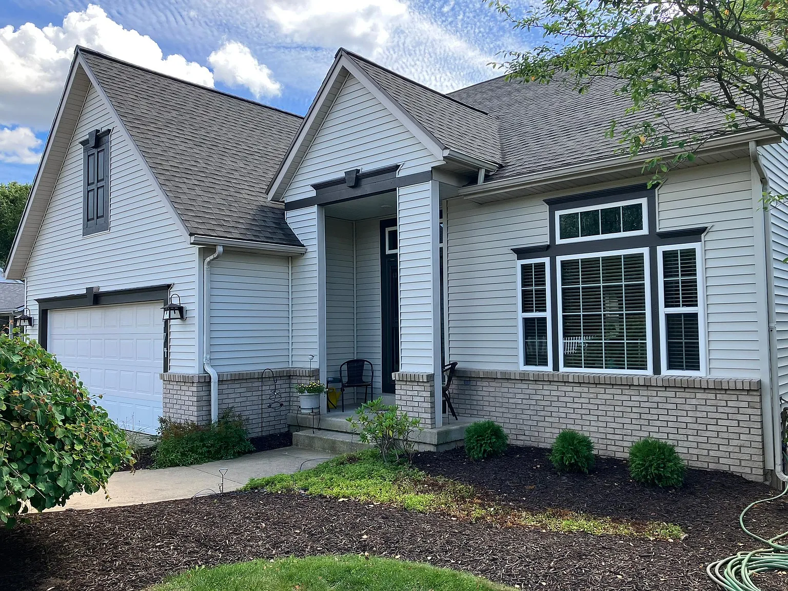3 bed, 2.5 bath, 1750 sqft, $3,000 — Photo 2