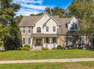 15906 Fox Marsh Dr, Moseley, VA 23120
