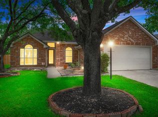 8830 Sherina Park Dr, Houston, TX 77095