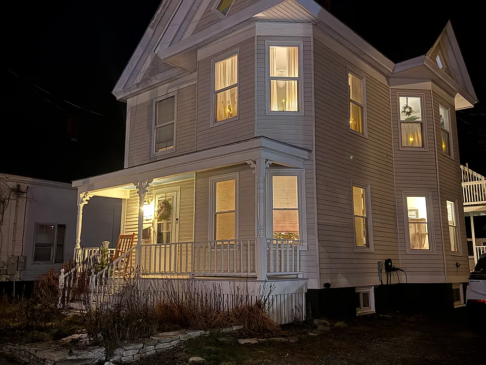 51 Irving St #1