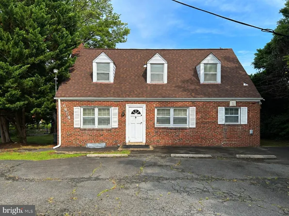 6454 Arlington Blvd, Falls Church, VA 22042