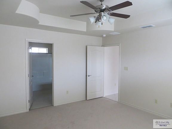 5th image of 2409 Lexington Pl