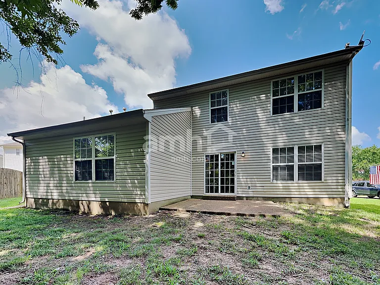 8028 Meadowview Ln — Photo 21