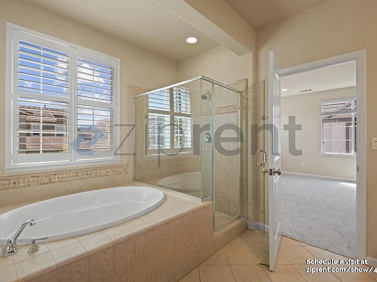 5023 Queensbury Way — Photo 20