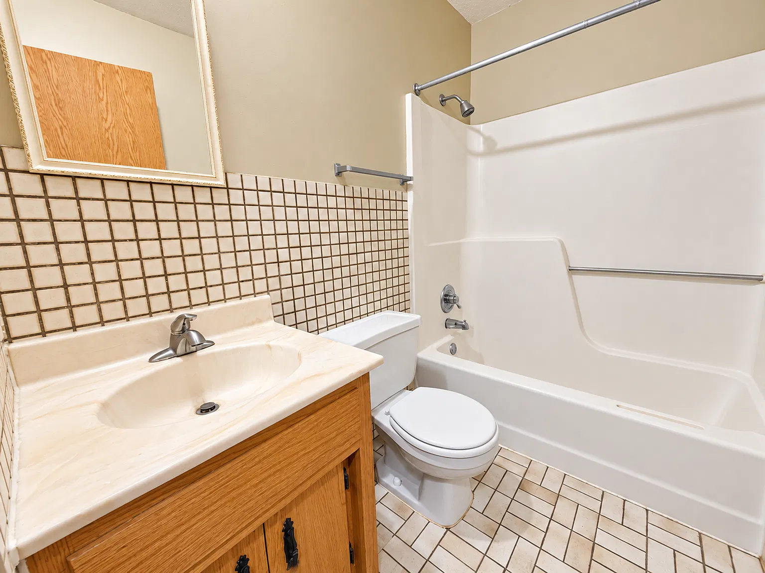 TLS Apartments - 12 3rd Ave S — Photo 2