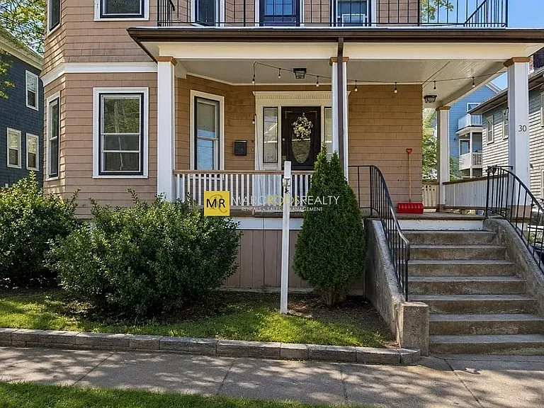 Sunset Rd — Photo 21
