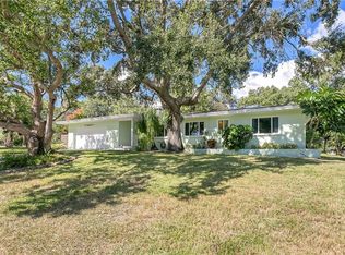 1206 Saint Andrews Dr, Dunedin, FL 34698