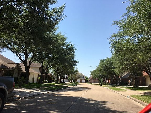 4th image of 11802 Yorkshire Oaks Dr