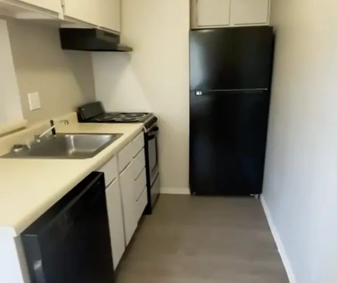 Cimarron Apartments — Photo 20