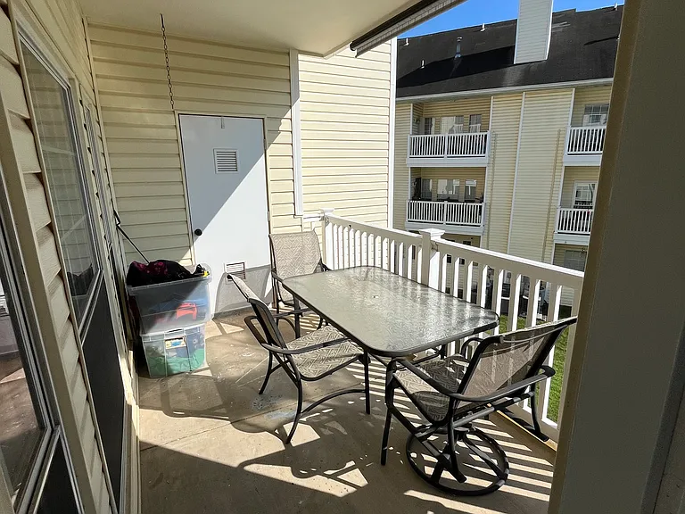 664 Gateway Dr SE — Photo 4