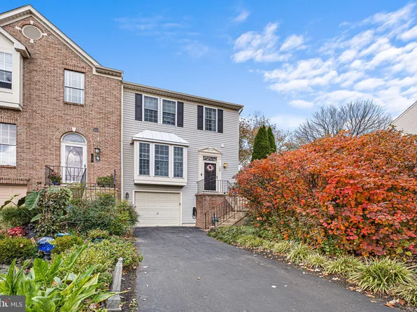 126 Monet Cir, Wilmington, DE 19808
