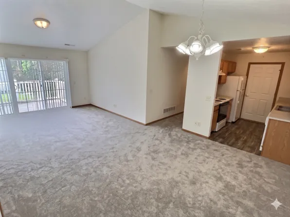 311 Gail Ave NE #325, Massillon, OH 44646