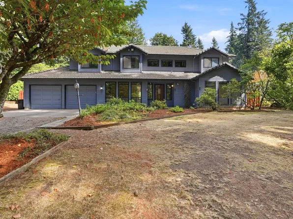 18704 S Terry Michael Dr, Oregon City, OR 97045