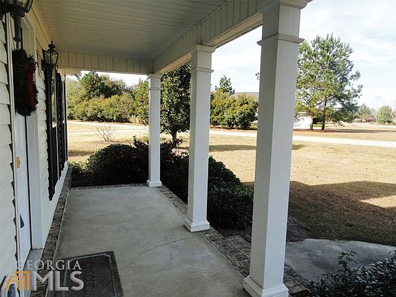 3rd image of 1603 Hardwick Dr