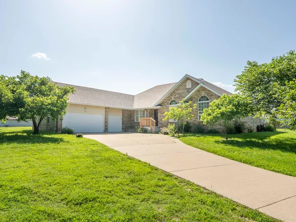 784 S 17th Street, Ozark, MO 65721