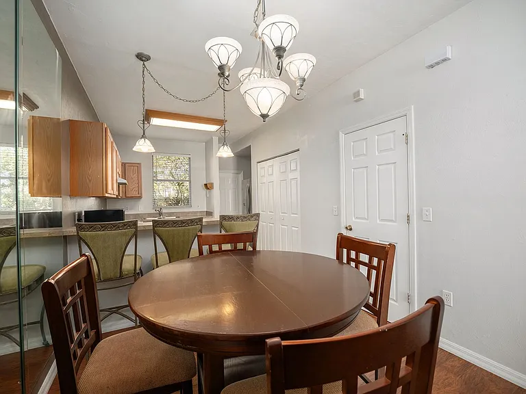 3910 SW 20th Ave #1403 — Photo 7