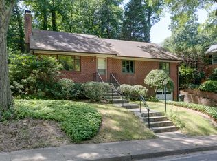 2406 N Taylor St, Arlington, VA 22207