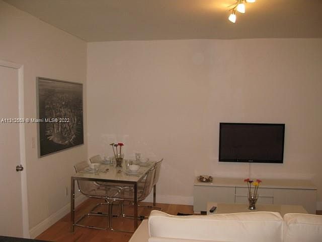 1st image of 842 Meridian Ave APT 2B
